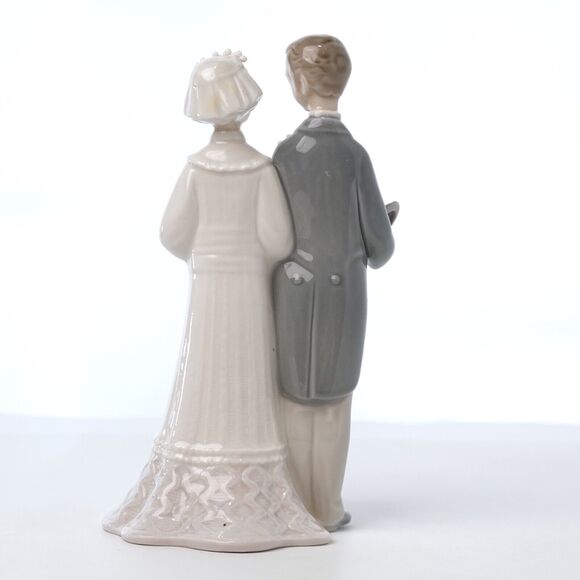 Vtg LLADRO 'BRIDE & GROOM' FIGURINE Handmade Porcelain Retired 4808 - Picture 5 of 16